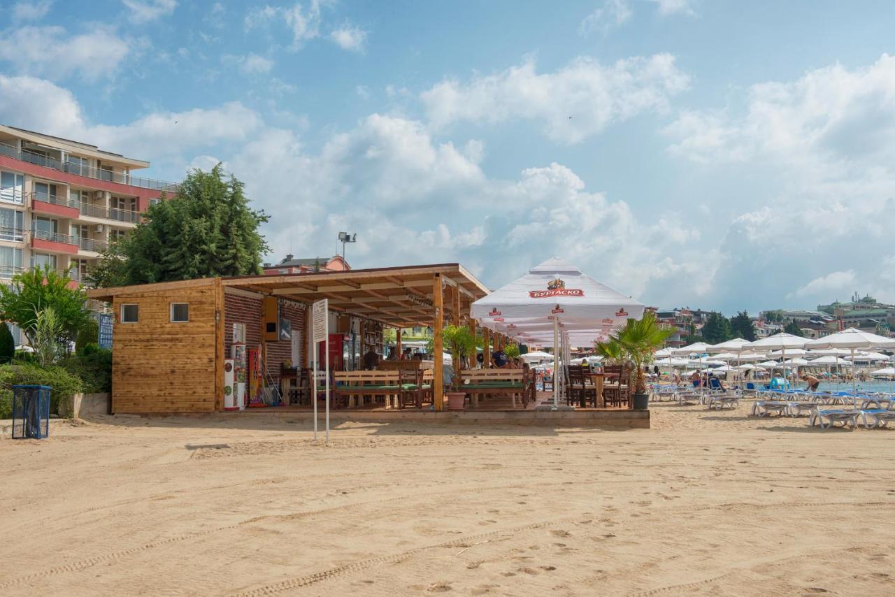 Panorama Krim Beach Apartment Равда Екстериор снимка